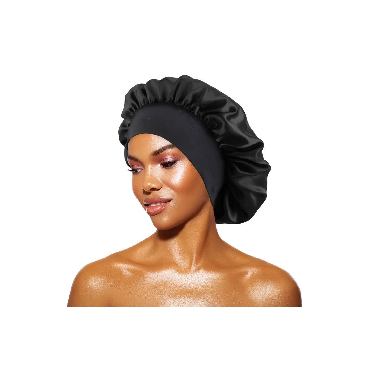 Mujer con gorro de satén Musa Beauty